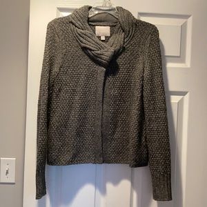 Banana Republic Gray Sweater - Size M